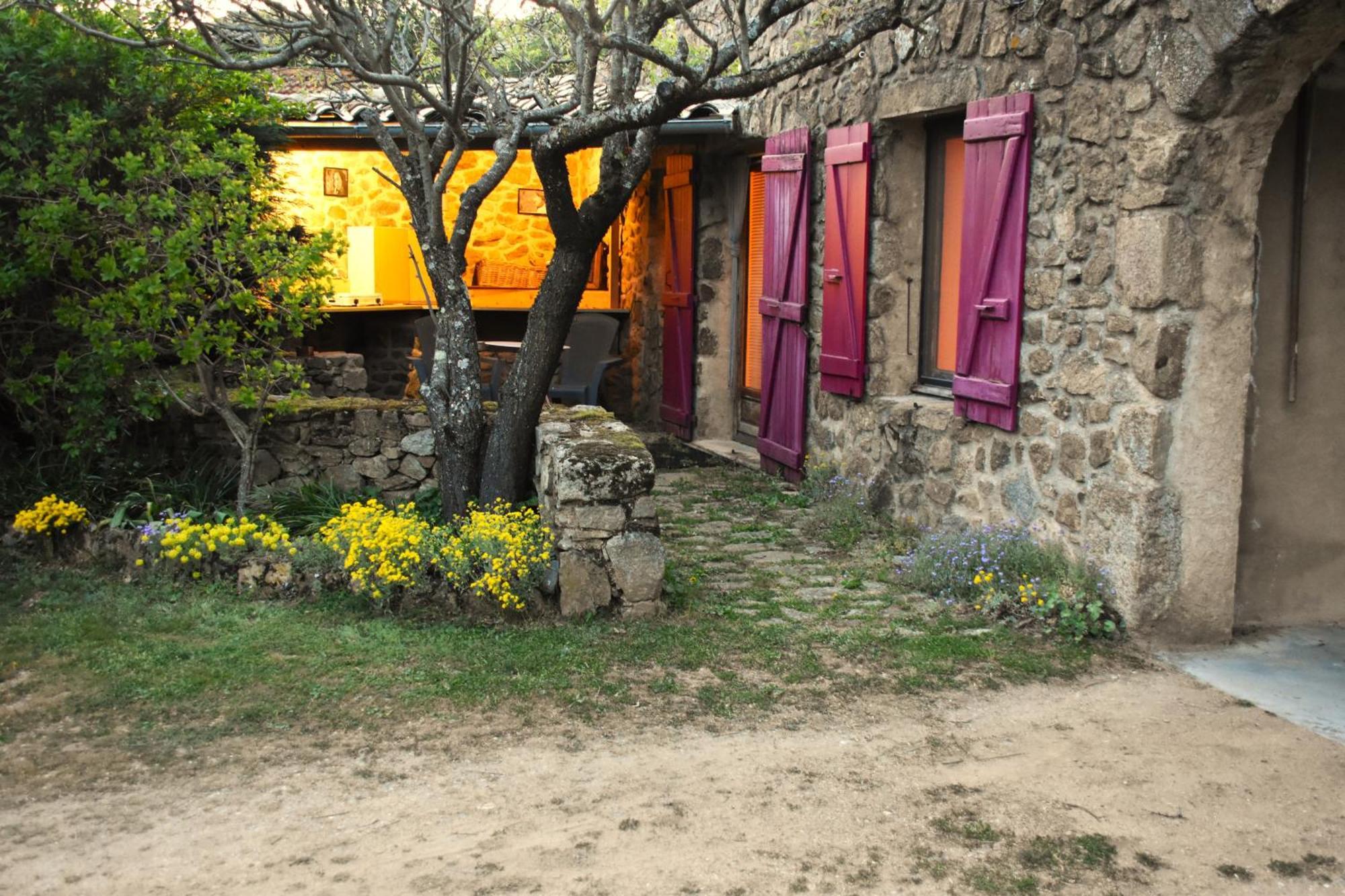 Chambre D'Hotes De Thoree Maclas Buitenkant foto